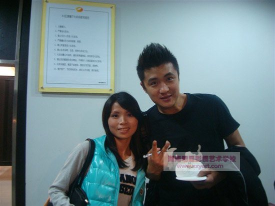 长沙明星化妆学校学员“童心剧场”实习剪影