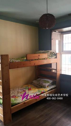 明星化妆培训学校环境