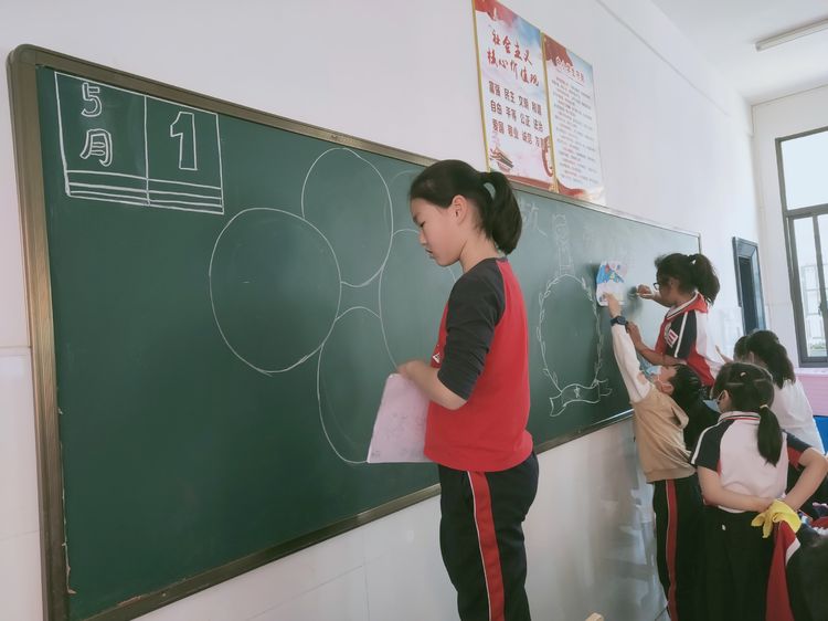 小学一年级招生工作