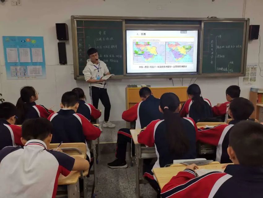 教学生活化