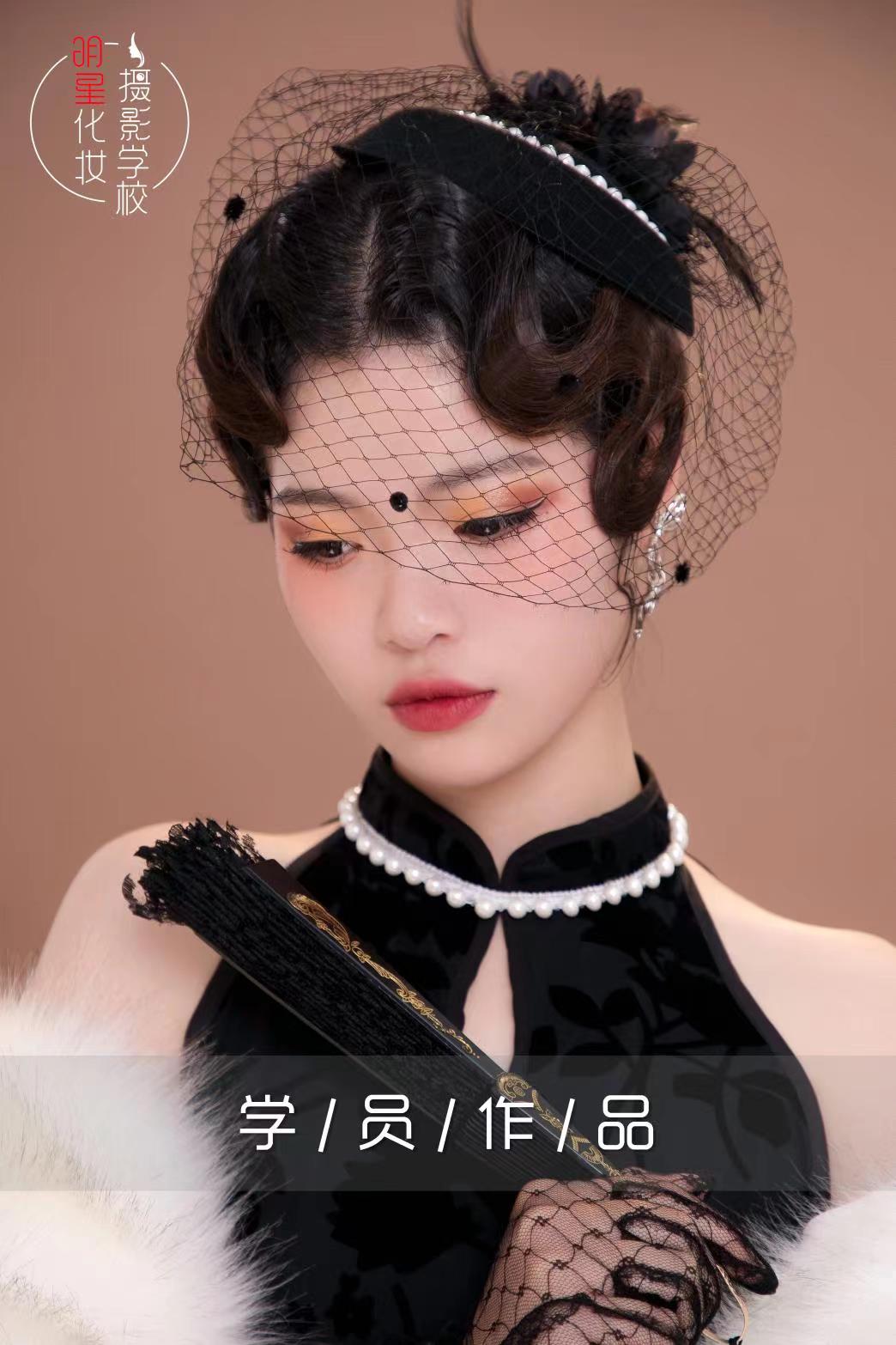 美甲师创业开店(开美甲店攻略)