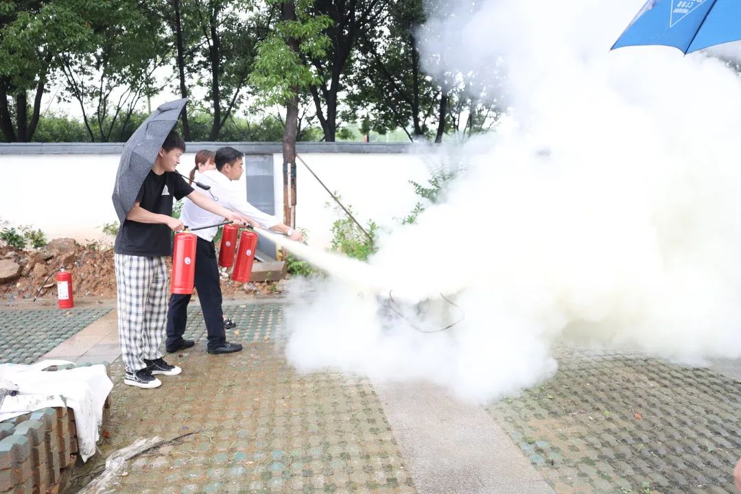 生命至上，安全至上｜安全生产月暨消防培训演练活动在中国（湖南）自贸试验区医疗器械产业园举行