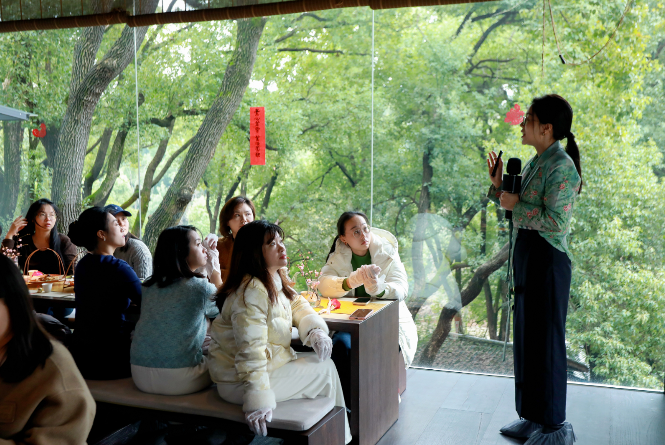 且听风吟 且护芳华 ——湖南省小额贷款行业2026年“三八”妇女节主题活动侧记