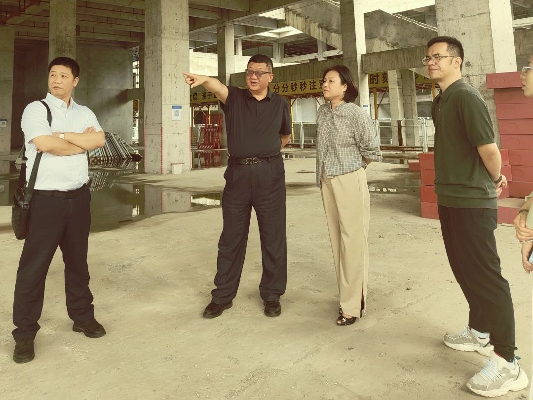 傅貝加行長(zhǎng)考察海憑南昌醫(yī)療器械園在建項(xiàng)目，一座綠色都市工業(yè)園將現(xiàn)青云譜