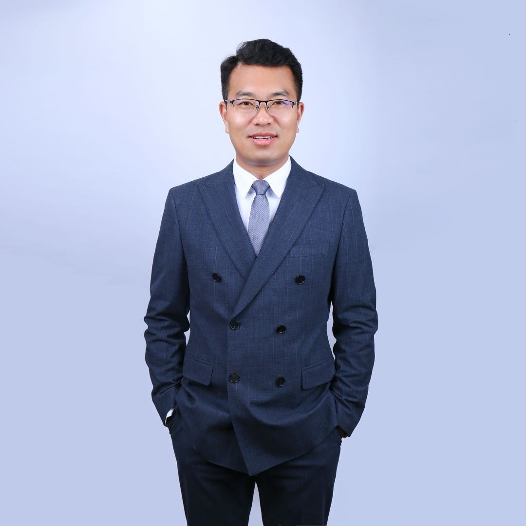 石伏龙