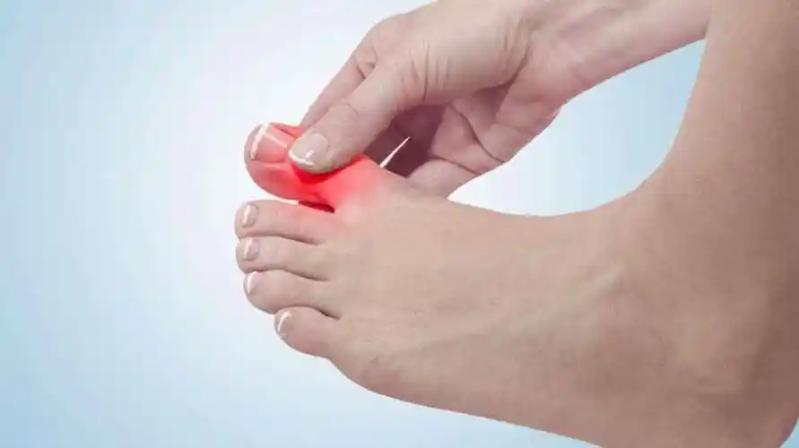 腿上的3种表现，或是糖尿病并发症，告诫：多观察脚，早检查为好！