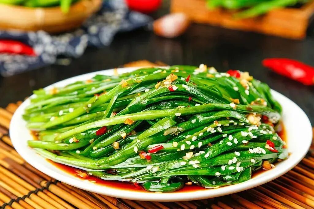 韭菜是肝癌的“催化剂”？医生建议：养肝要戒4习，多吃3菜！