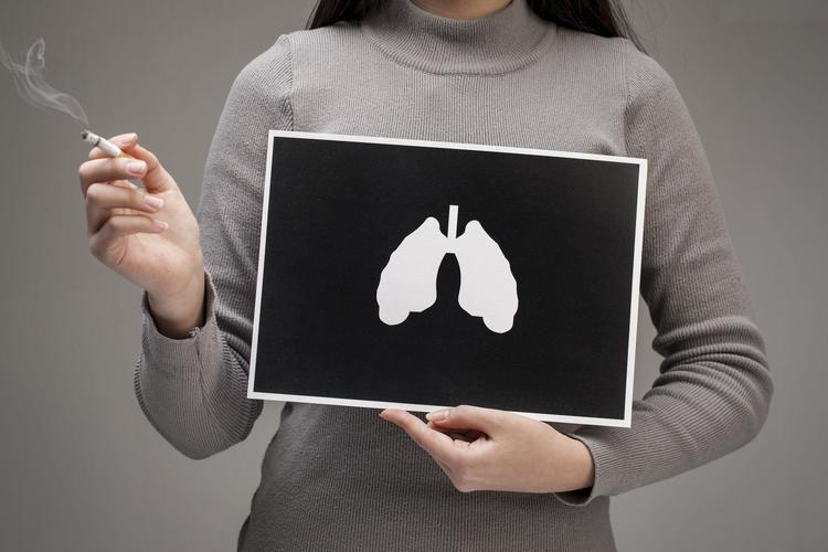长期吸烟警惕3大症状! 全占的人肺癌风险飙升！