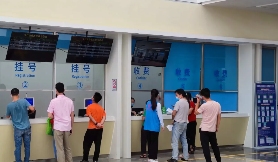 国家大力推进分级诊疗落地见效，让群众在家门口看好病